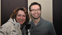 Deux des porte-parole de La grande guignol�e des m�dias, Marie-Chantal Lepage, chef propri�taire de L'espace MC, et Patrice Demers, chef animateur de l'�mission <i>Les desserts de Patrice</i>
