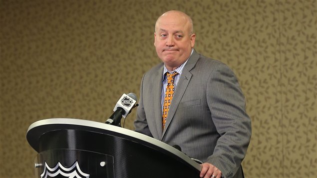 Le commissaire adjoint de la LNH Bill Daly après la journée de discussions tenue mercredi à New York.