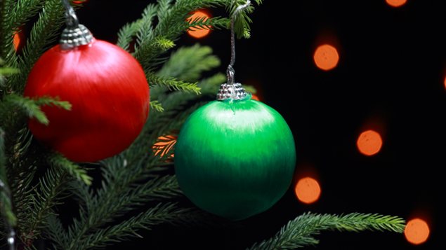 Des boules dans un sapin Des boules dans un sapin