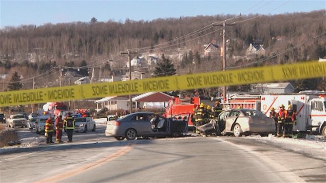La route 173 a été fermée à la circulation pendant plusieurs heures afin de permettre aux policiers de reconstituer la scène.