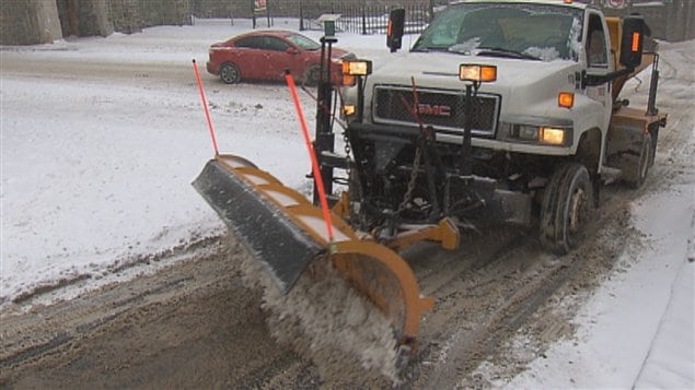 Les déneigeurs de Québec auront du pain sur planche au cours des prochaines heures.