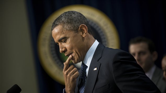 Barack Obama rend compte des derniers développements concernant le mur budgétaire.