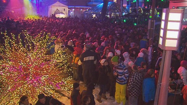 Spectacle du Nouvel an sur la Grande Allée à Québec.