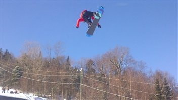 Plus haut, plus loin aux Championnats du monde de surf des neiges
