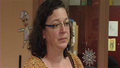 La directrice du centre éducatif Gard'Amis, Sylvie Gaudreault, parle du problème d'infiltration d'eau.