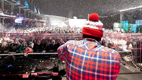 L'�v�nement Igloofest qui a lieu dans le Vieux-Port de Montr�al.