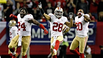 Les 49ers célèbrent leur victoire.