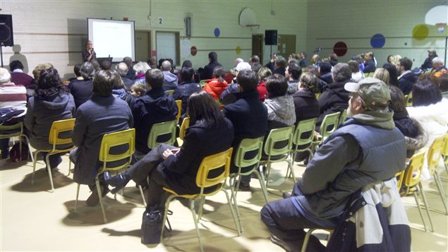 Réunion publique pour l'école Champlain à Moncton