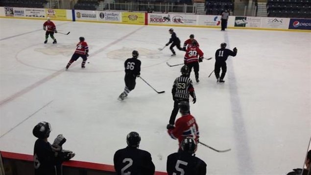La communauté de Warman accueille le 18e Championnat de hockey fransaskois.