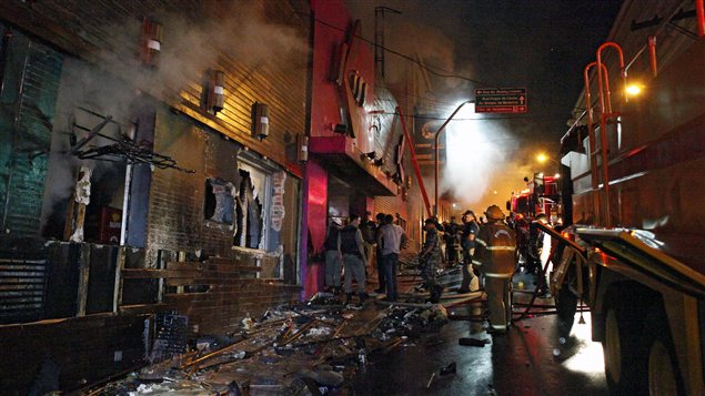 La discoth�que incendi�e � Santa Maria