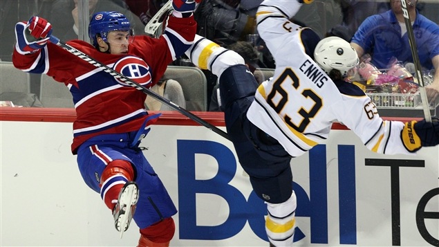 Alexei Emelin et Tyler Ennis