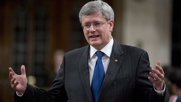 Le premier ministre canadien, Stephen Harper, répond à des questions à la Chambre des communes, le 13 février.