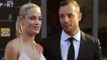 Oscar Pistorius et sa compagne Reeva Steenkamp