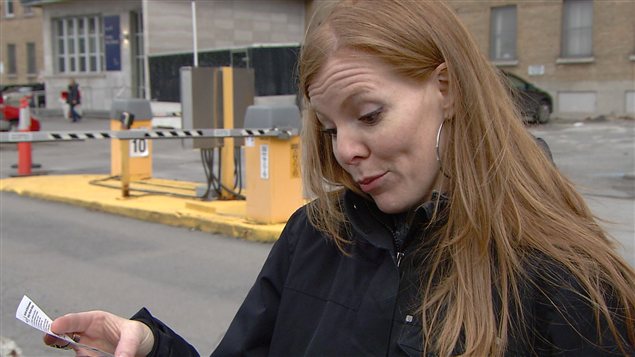 Élisa Lauzon a reçu une pseudo contravention de l'entreprise Vinci Park.