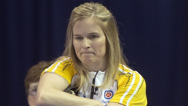 La skip manitobaine Jennifer Jones