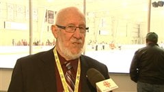 Maurice Marchand a organisé le match pour les octogénaires.