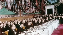 Au Capitole, les ministres des � six � signent le trait� de Rome instituant la Communaut� �conomique europ�enne (CEE) et la Communaut� europ�enne de l'�nergie atomique (EURATOM). | �AFP