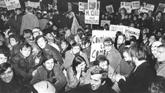 Manifestation du 28 mars 1969 pour l'ouverture de l'Universit� McGill aux �tudiants francophones | �PC/Peter Bregg