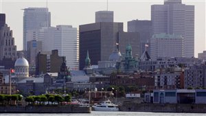 La cosmopolite ville de Montréal il y a plus de 10 ans, en 2001.