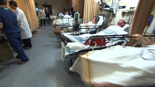 Des patients en attente à l’urgence