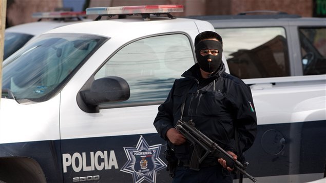 Un policía mexicano