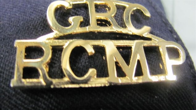 Insigne d'épaule des agents de la Gendarmerie Royale du Canada.