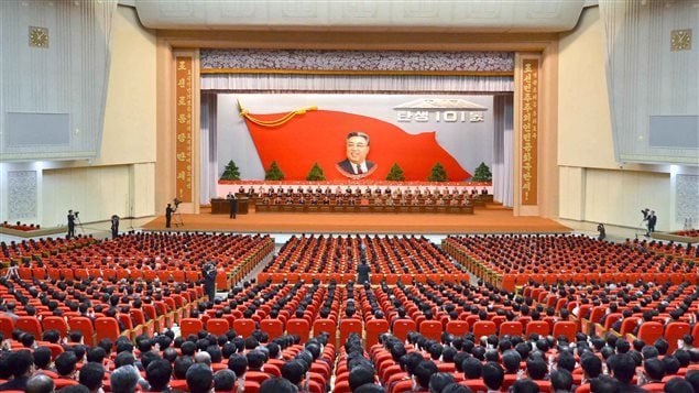 Ceremonia del 101 aniversario de nacimiento del fundador de Corea del Norte, Kim Il-Sung.