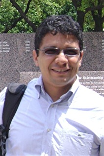 Carlos Sandoval analista y periodista colombo-canadiense.