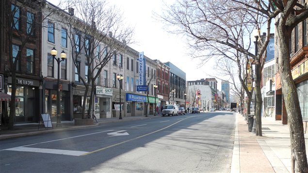 Le centre-ville de Hamilton. Le centre-ville de Hamilton.