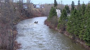 Noyade dans la rivière Humqui: découverte du corps du Rimouskois