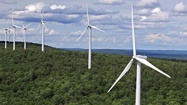Un parc éolien québécois dans la région de la Gaspésie.