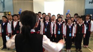 Des enfants chinois apprennent le français à Baie-d'Urfé