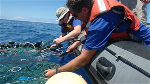 Des chercheurs documentent le ph�nom�ne d'oc�an de plastique