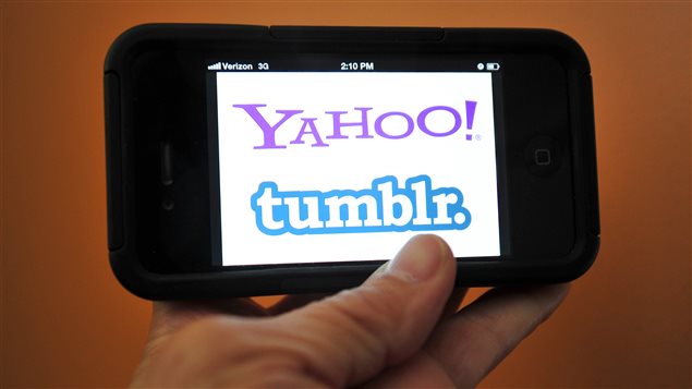Les logos de Yahoo et de Tumblr.