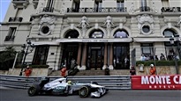 Imperturbable, Rosberg en pole