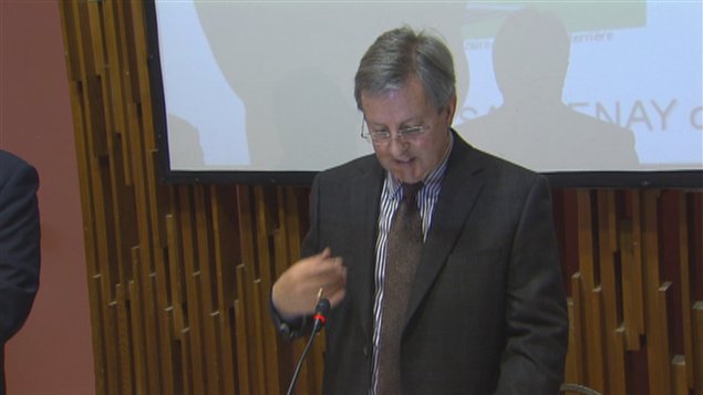 Le Maire de Saguenay perd son combat pour réciter la prière au Conseil - Page 2 130528_2e4aw_priere_jean_tremblay_sn635