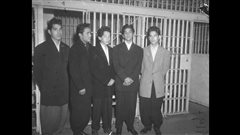 Jeunes hispano-am�ricains arr�t�s pour interrogation au d�but des ann�es 1940. <em>Daily News</em>/UCLA