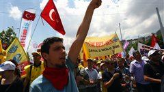 Manifestation contre le gouvernement turc � Ankara, le 5 juin. <i>Photo : AFP</i>