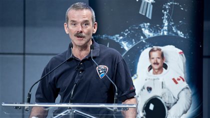 Chris Hadfield prend sa retraite de l'espace