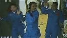Le vaisseau habité Shenzhou 10 s'amarre à la station spatiale chinoise