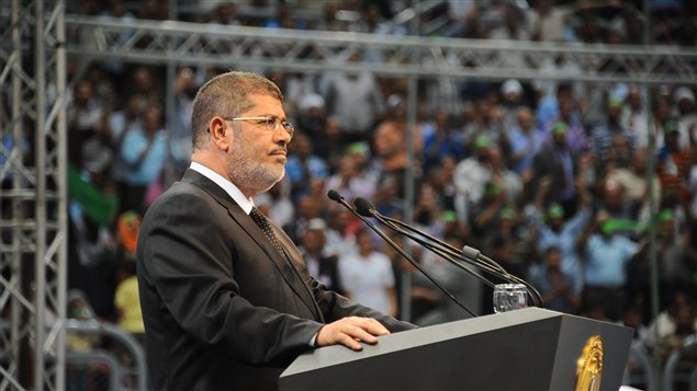 الرئيس المصري محمد مرسي مخاطباً المشاركين في مؤتمر دعم المعارضة السورية في القاهرة يوم السبت الفائت