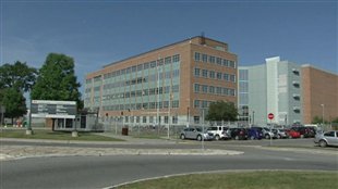 Une agence d'espionnage fédérale intercepte certaines conversations de Canadiens