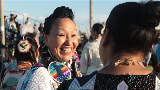 Una celebración del pow-wow en Wanuskewin