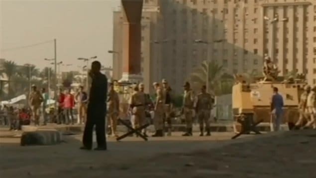 Los enfrentamientos en Egipto se han vuelto cotidianos. Partidarios y voceros de los dos sectores involucrados se acusan mutuamente de provocar la violencia. 
