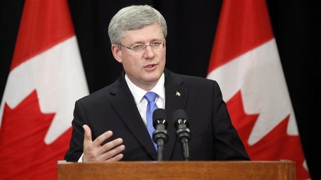 رئيس الحكومة الكندية ستيفن هاربر يوم الإعلان عن التعديل الوزاري