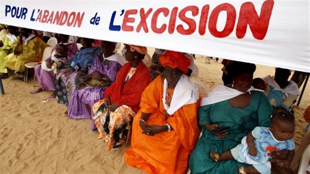 Una asociación de mujeres lucha contra la mutilación genital en Senegal.