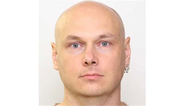 La police d'Edmonton a lancé un mandat d'arrêt contre Mark Marek.
