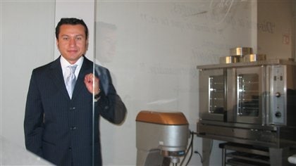 Daniel Hinojosa artista de la pastelería y la repostería.