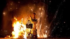 Le feu de la Falla, une fête artistique qui se déroule à la Tohu. @ tohu.ca Le feu de la Falla, une fête artistique qui se déroule à la Tohu. @ tohu.ca