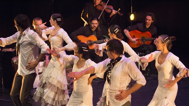 La tríada del flamenco: el cante, el toque y el baile se reflejan claramente en los espectáculos de la compañía creada por Esmeralda. 